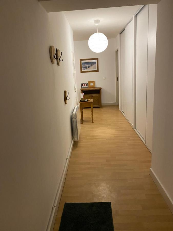 Le Fleuri Ensoleille De Guzet Apartment Ustou Exterior photo